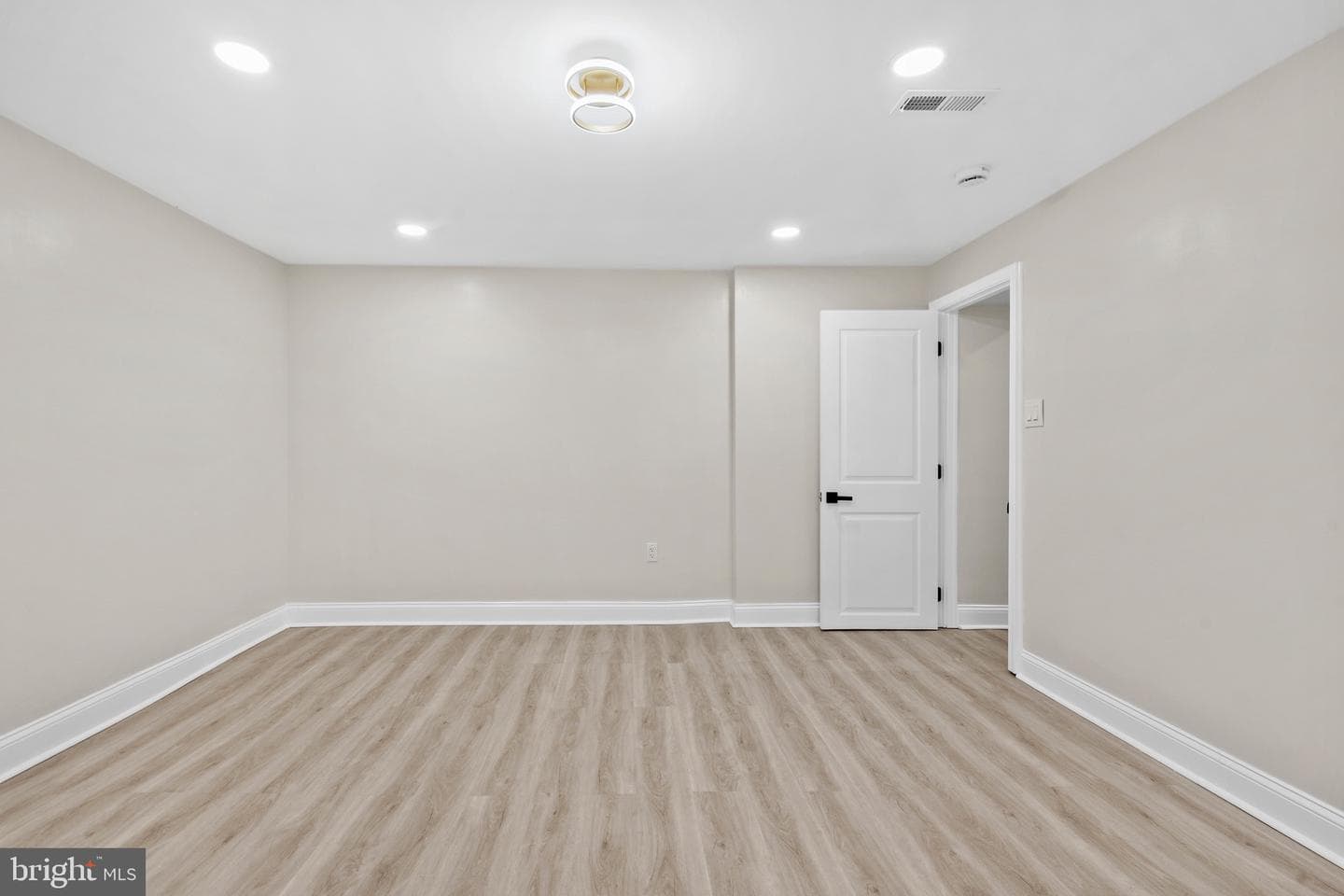 1543 67th Avenue photo 17