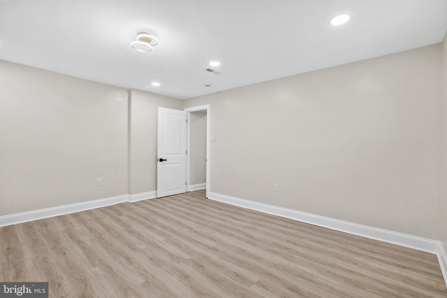 1543 67th Avenue photo 29