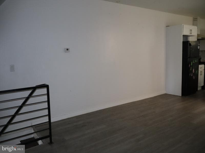 6037 Spruce Street photo 18