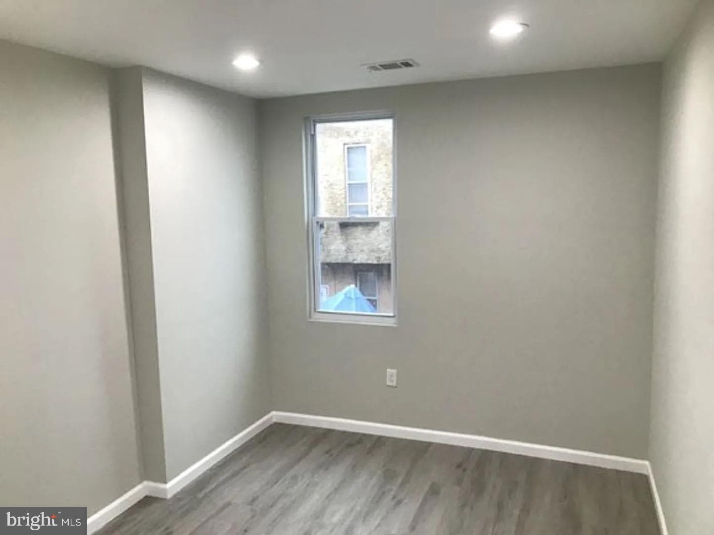 228 S Edgewood Street photo 12
