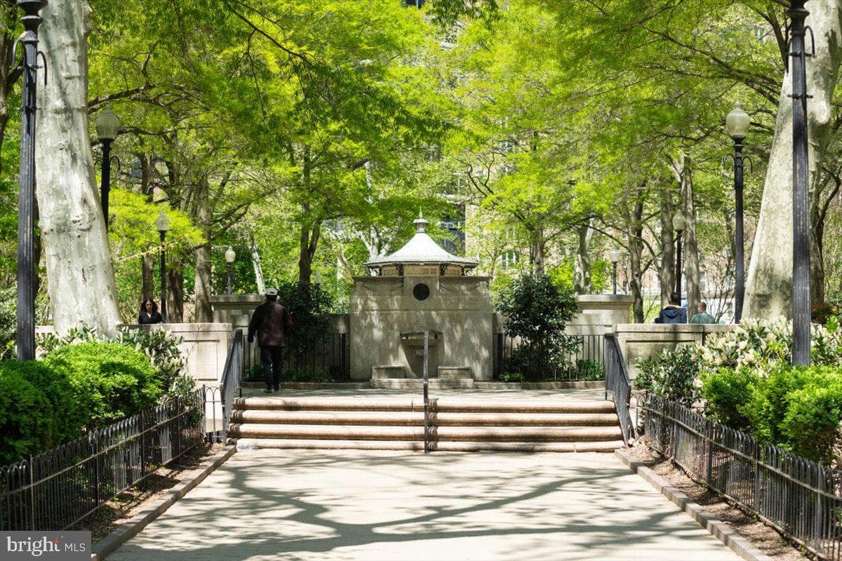 224 W Rittenhouse Square #2311 photo 41