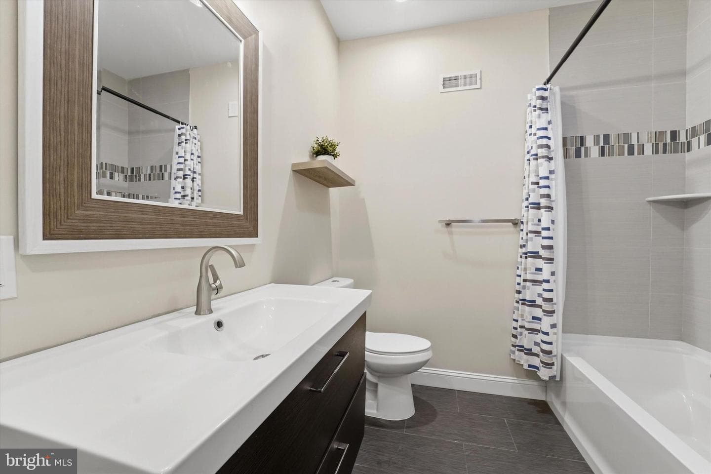 1337 S Opal Street photo 20