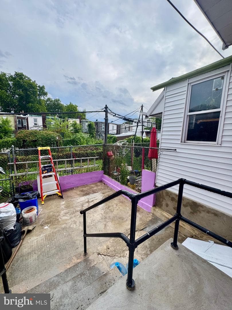312 Lindley Avenue photo 16