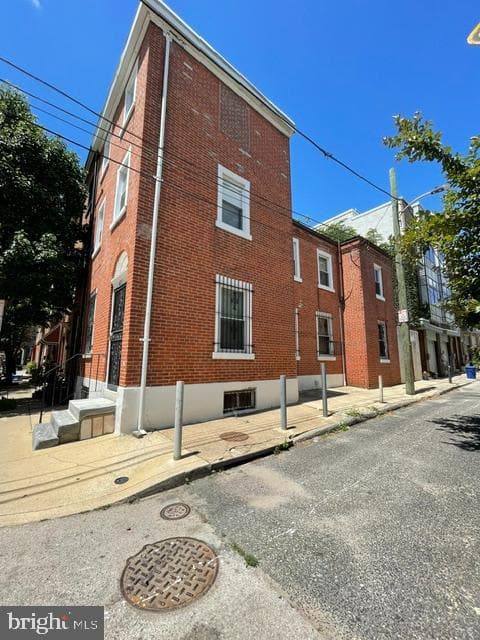 433 W George Street photo 4