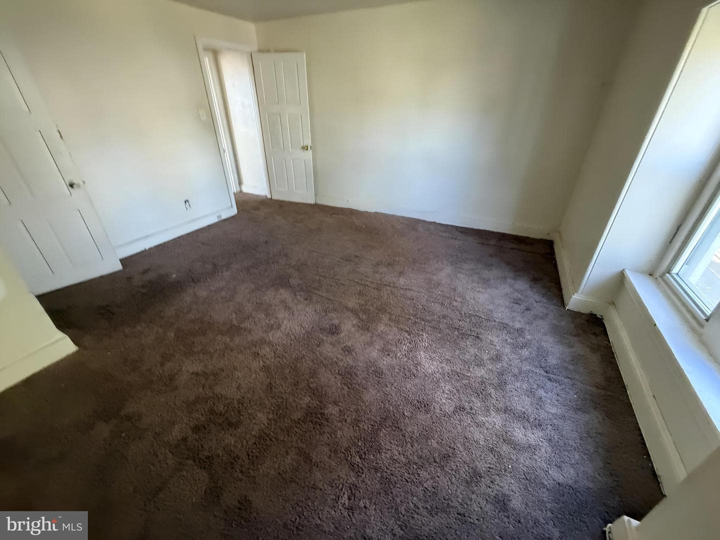 70 E Springer Street photo 12
