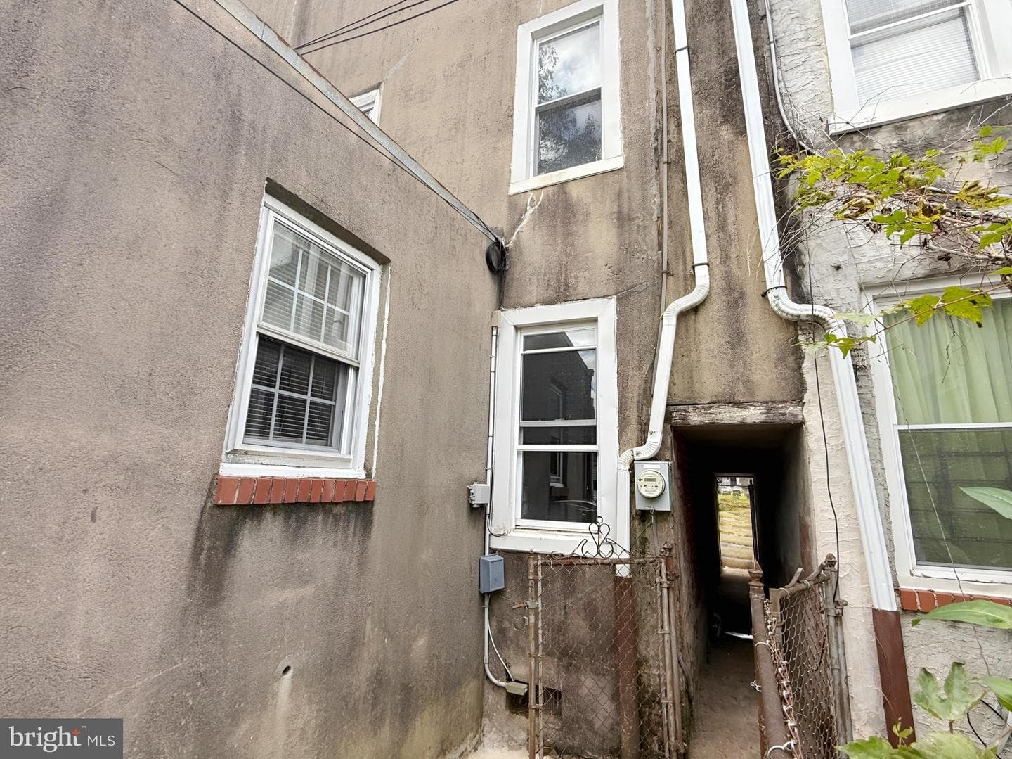 70 E Springer Street photo 4