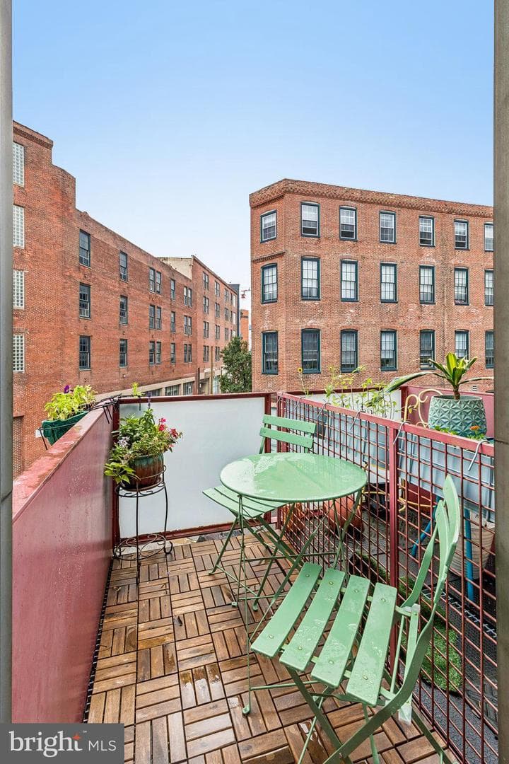 151 W Laurel Street #a photo 12
