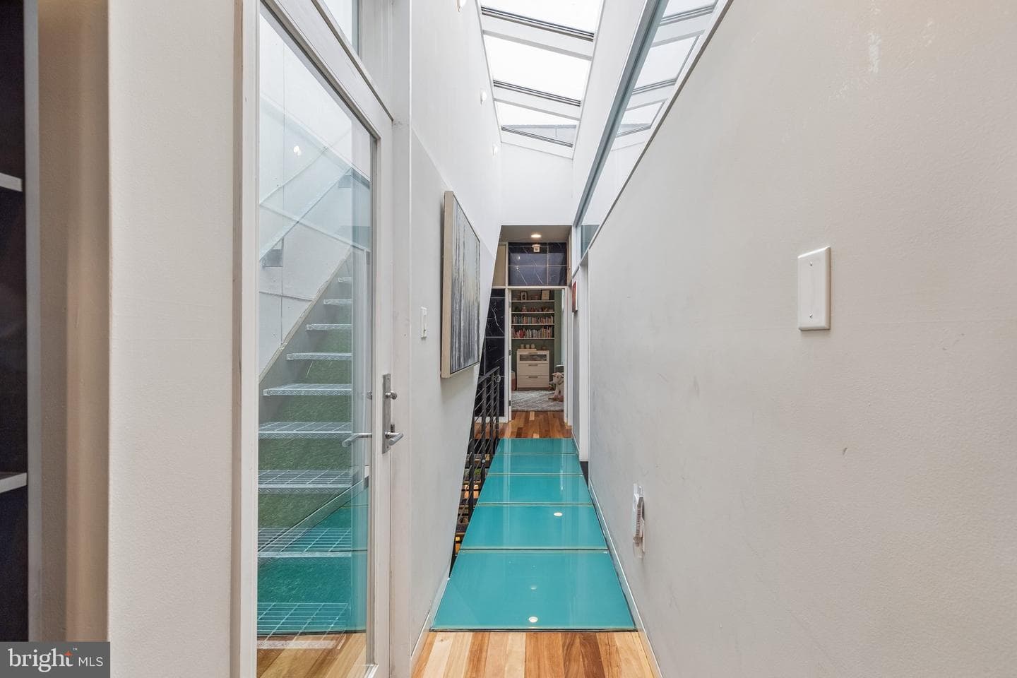 151 W Laurel Street #a photo 40