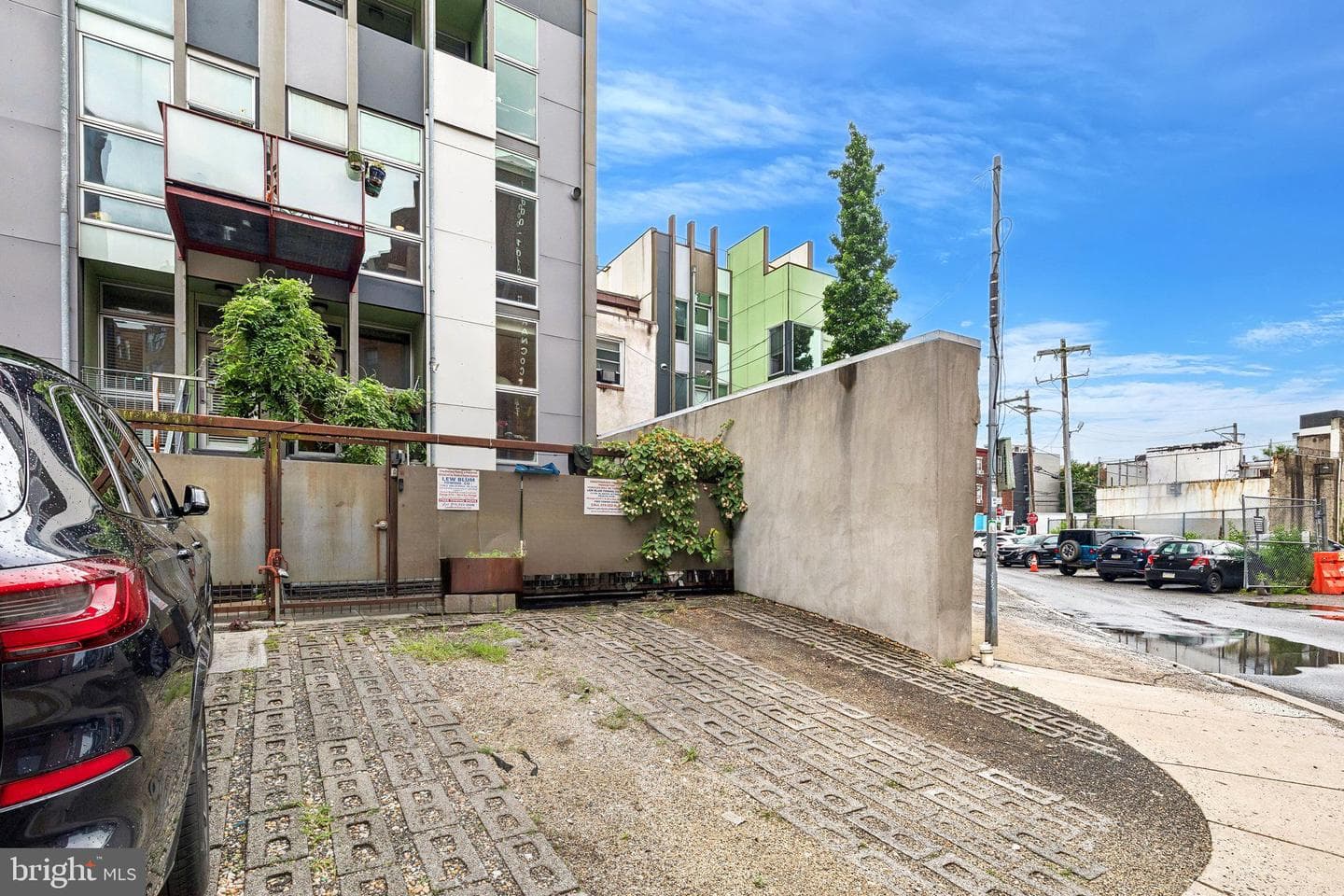 151 W Laurel Street #a photo 44