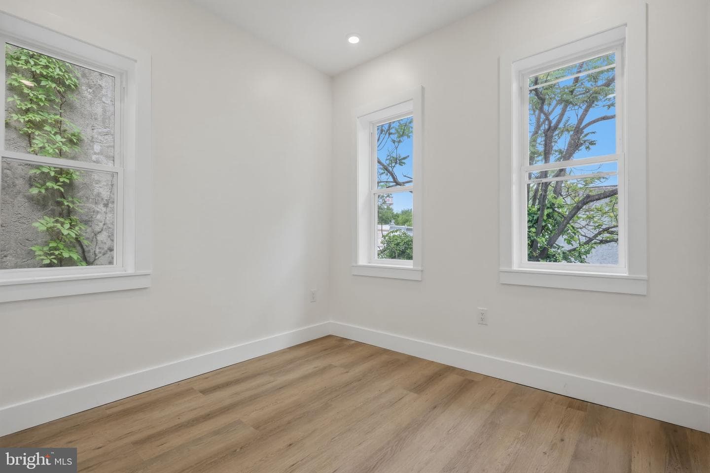 5517 Hunter Street photo 13