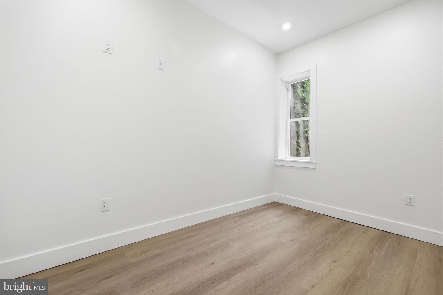 5517 Hunter Street photo 15
