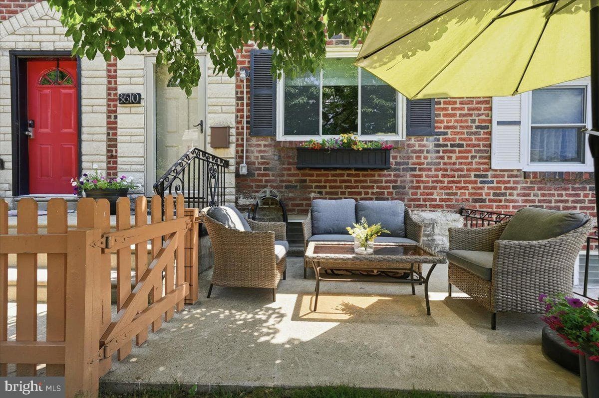 3610 Gypsy Lane photo 5
