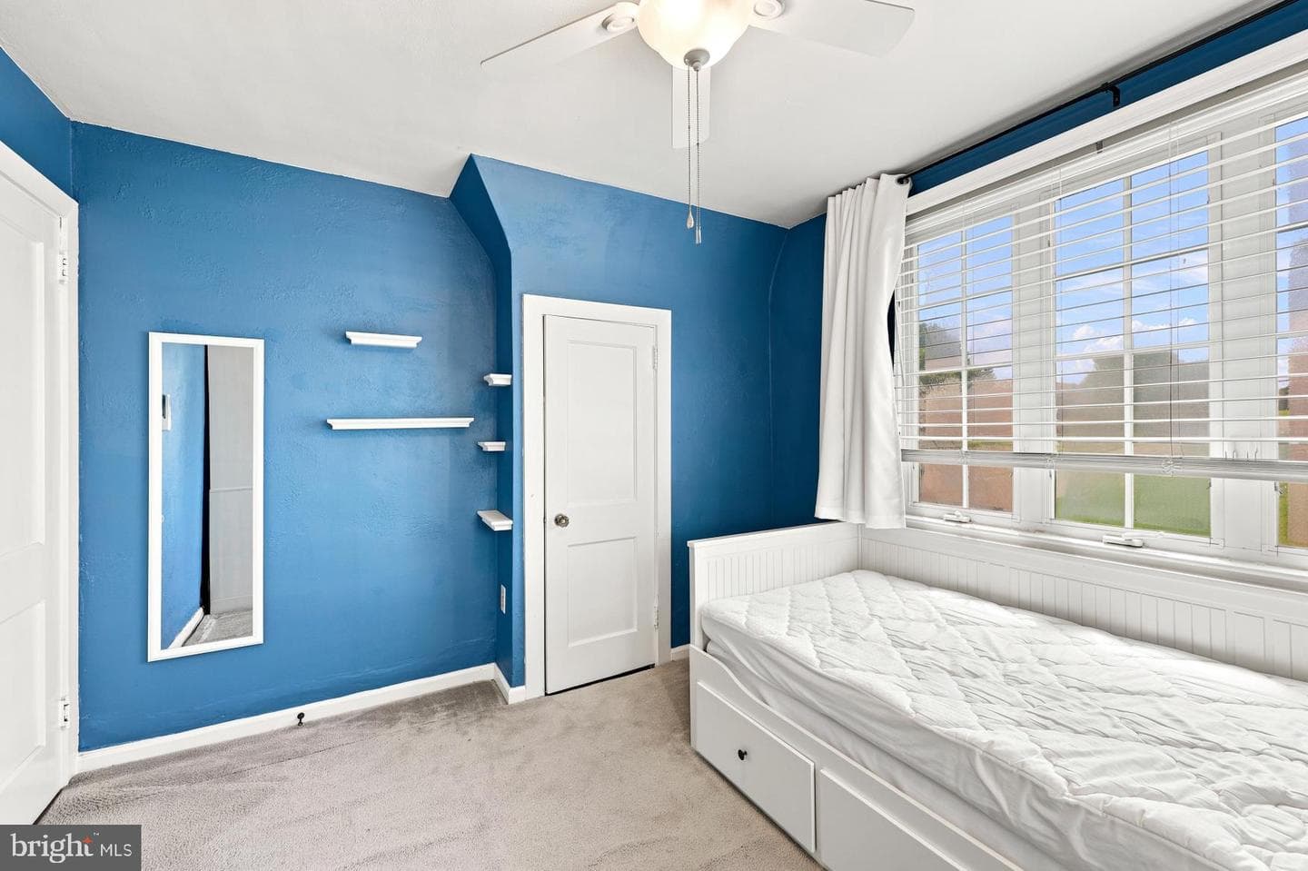 140 Overhill Avenue photo 18
