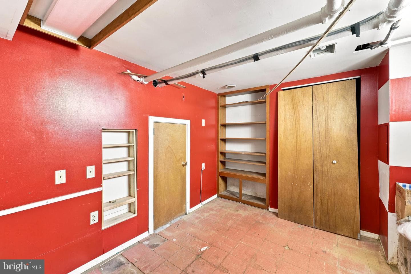 140 Overhill Avenue photo 24