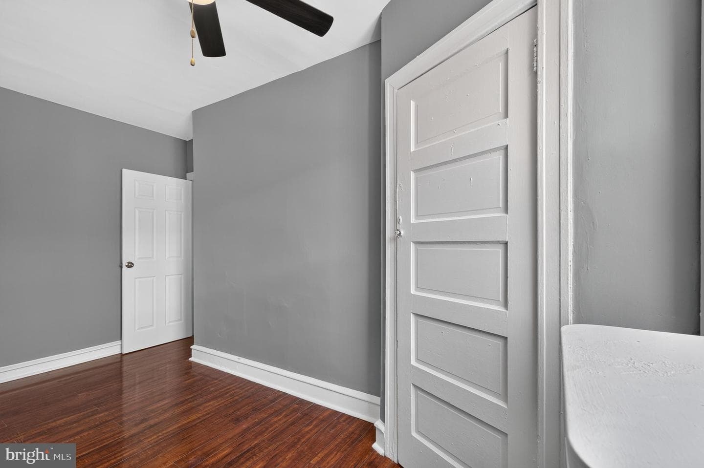 403 W Annsbury Street photo 23