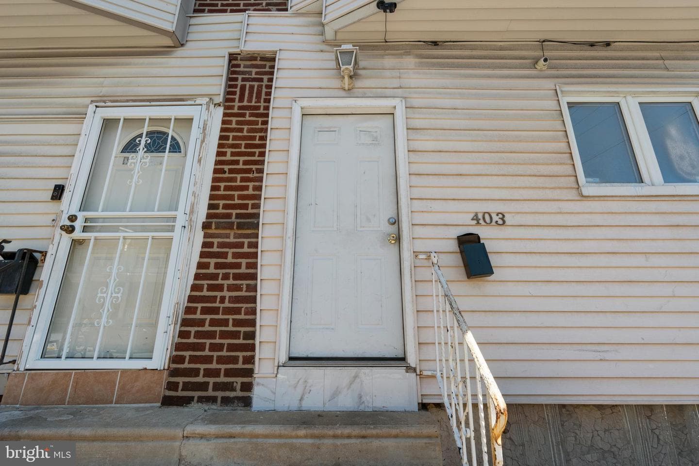 403 W Annsbury Street photo 5