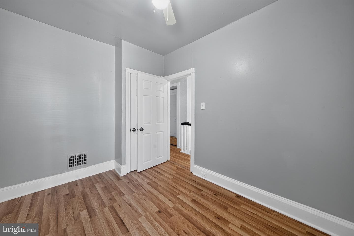 2220 S Croskey Street photo 14