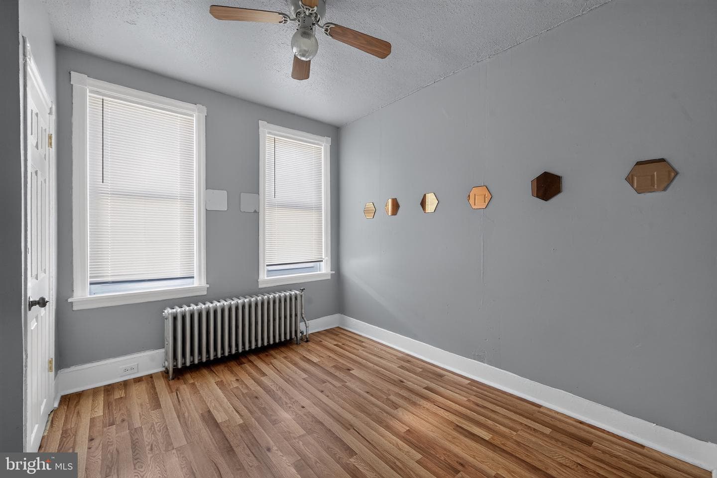 2220 S Croskey Street photo 19