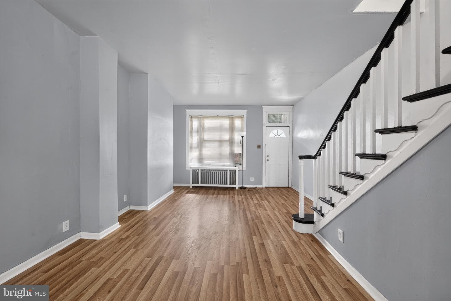 2220 S Croskey Street photo 4