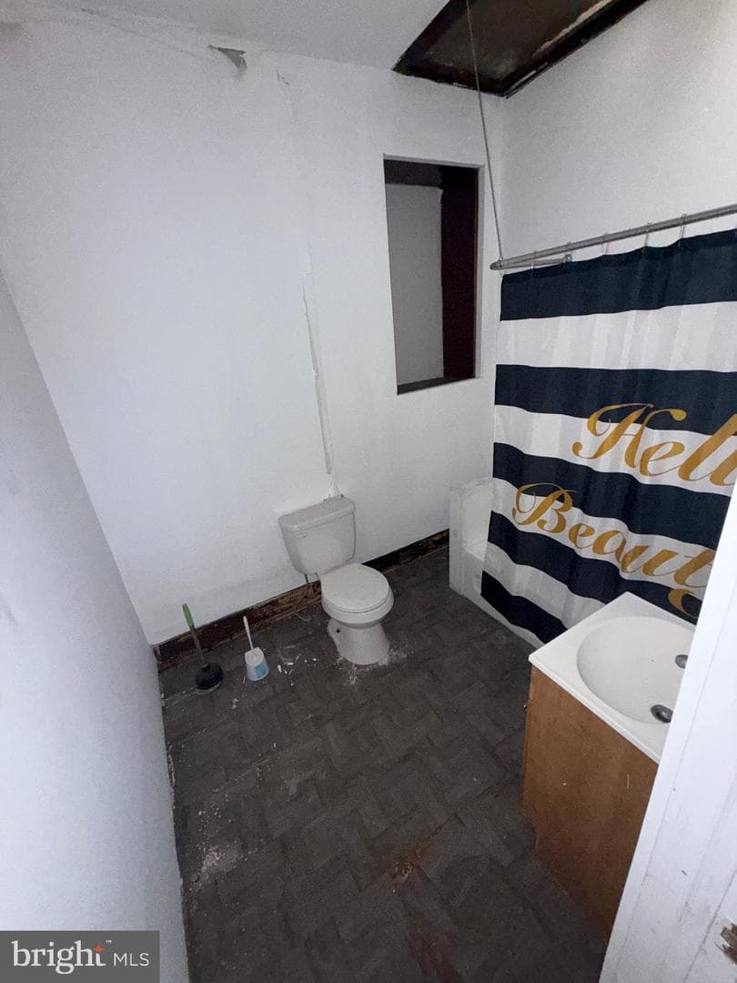 3738 N Carlisle Street photo 8