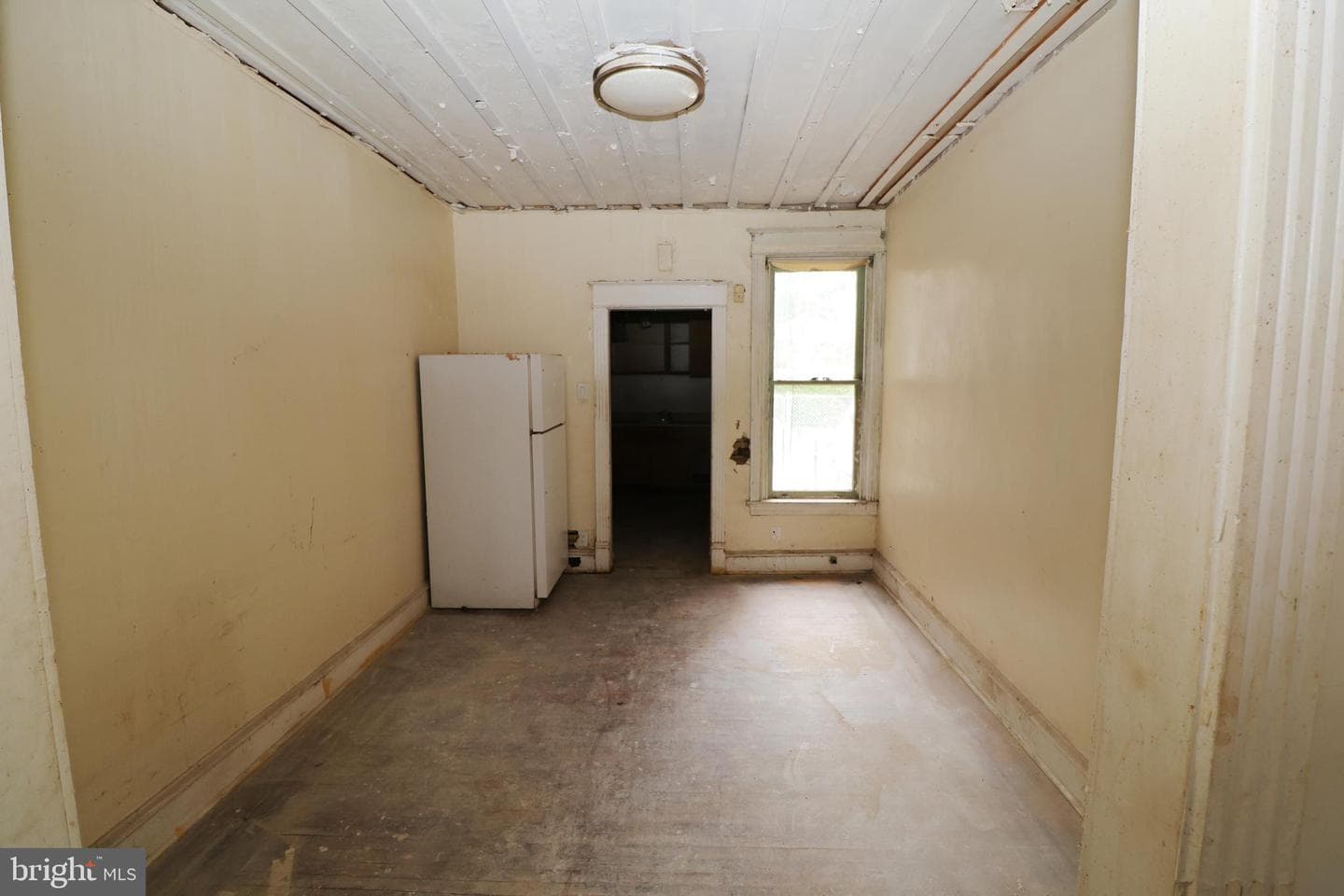 406 W Grange Avenue photo 8