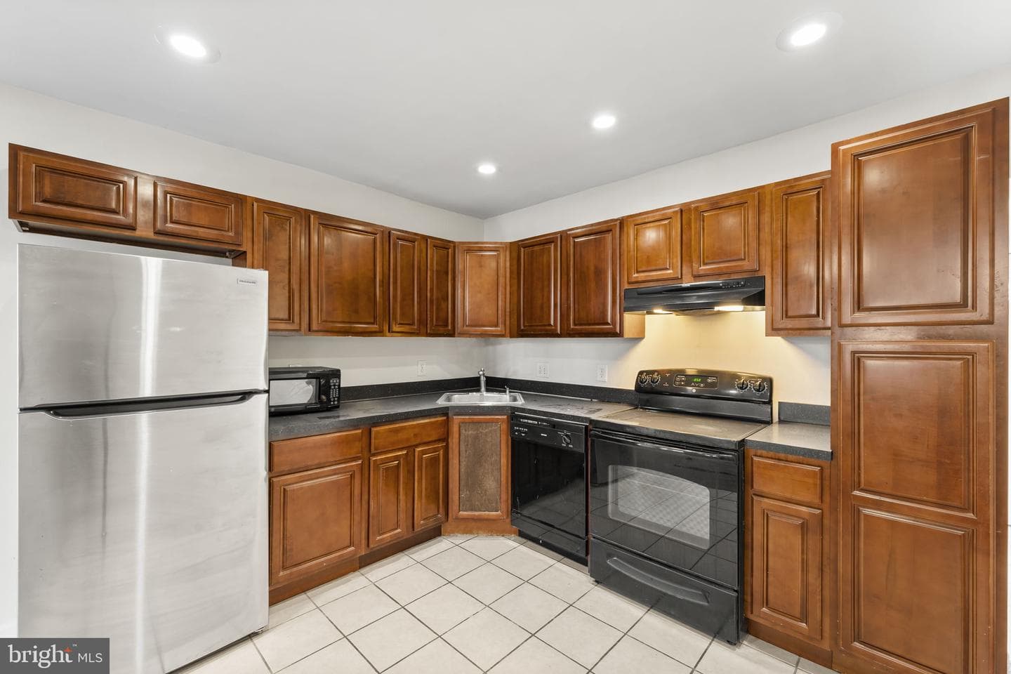 1310 S Bancroft Street photo 8