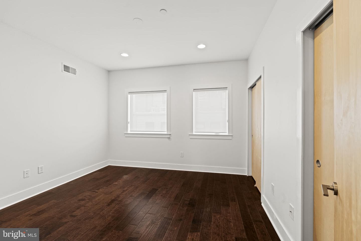 1220 Crease Street photo 29