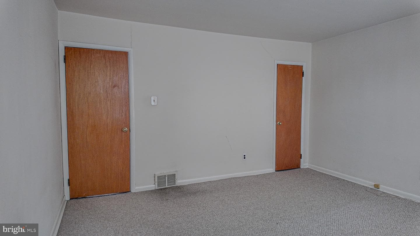 11718 Denman Road photo 14