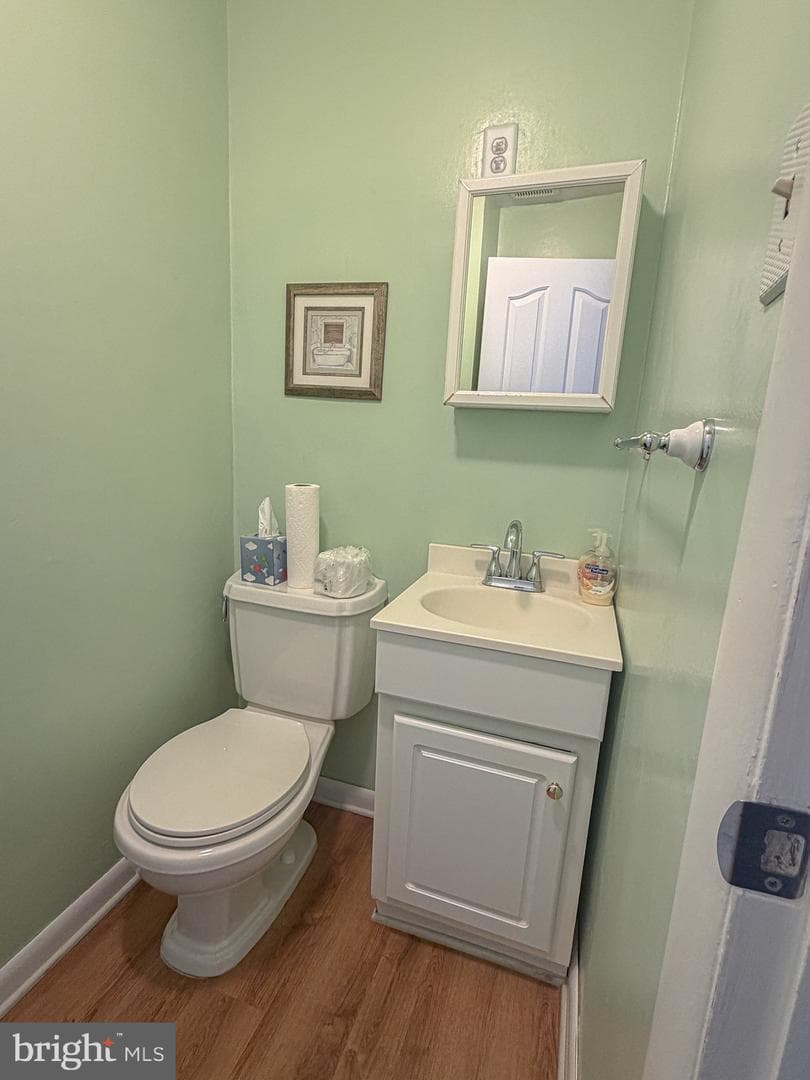 11718 Denman Road photo 7