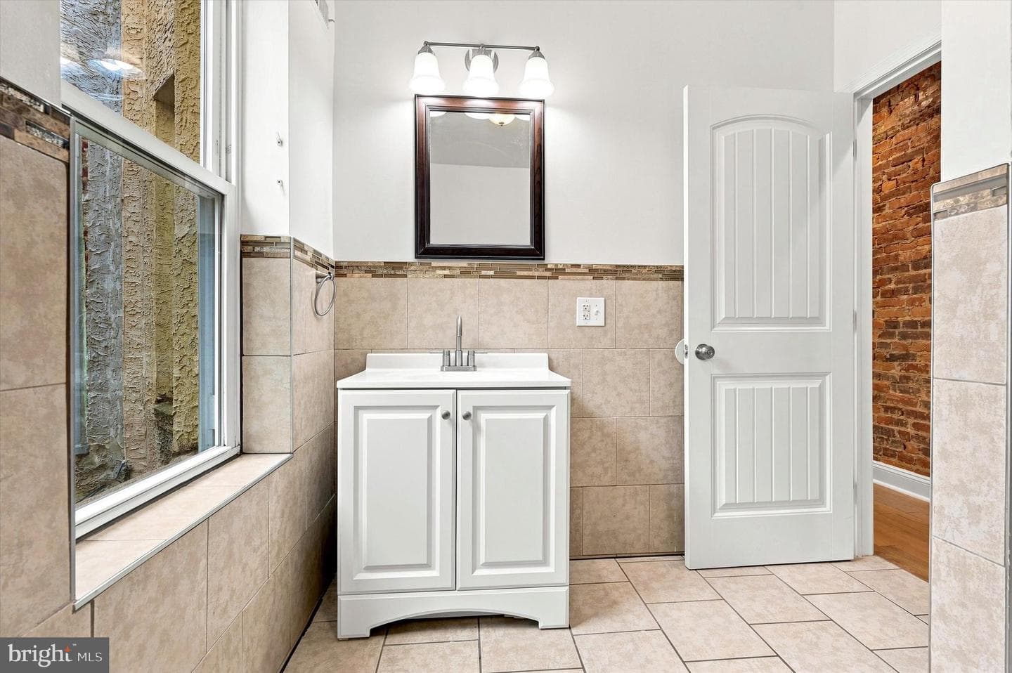 1027 S 50th Street photo 16