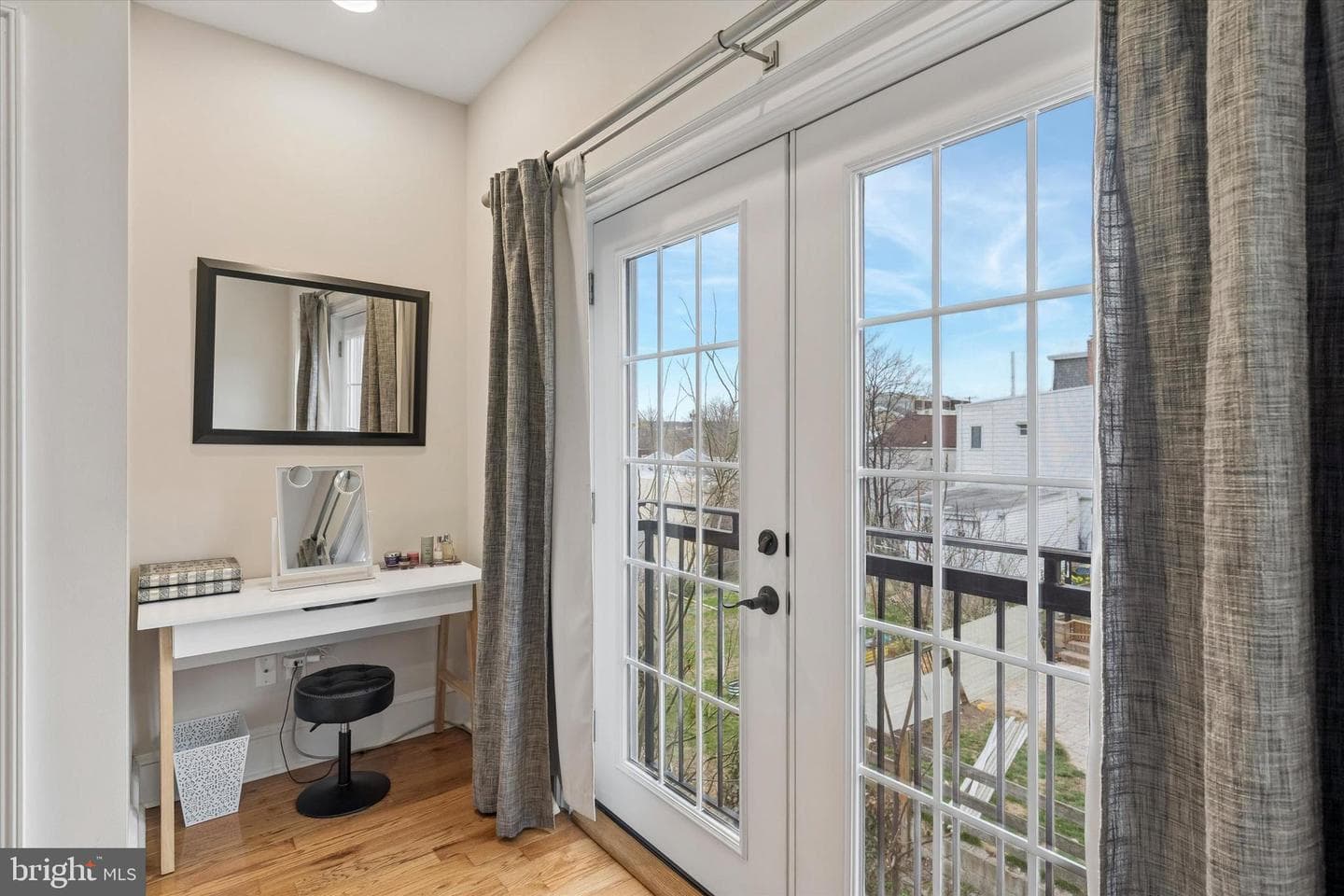 216 Wendover Street photo 29