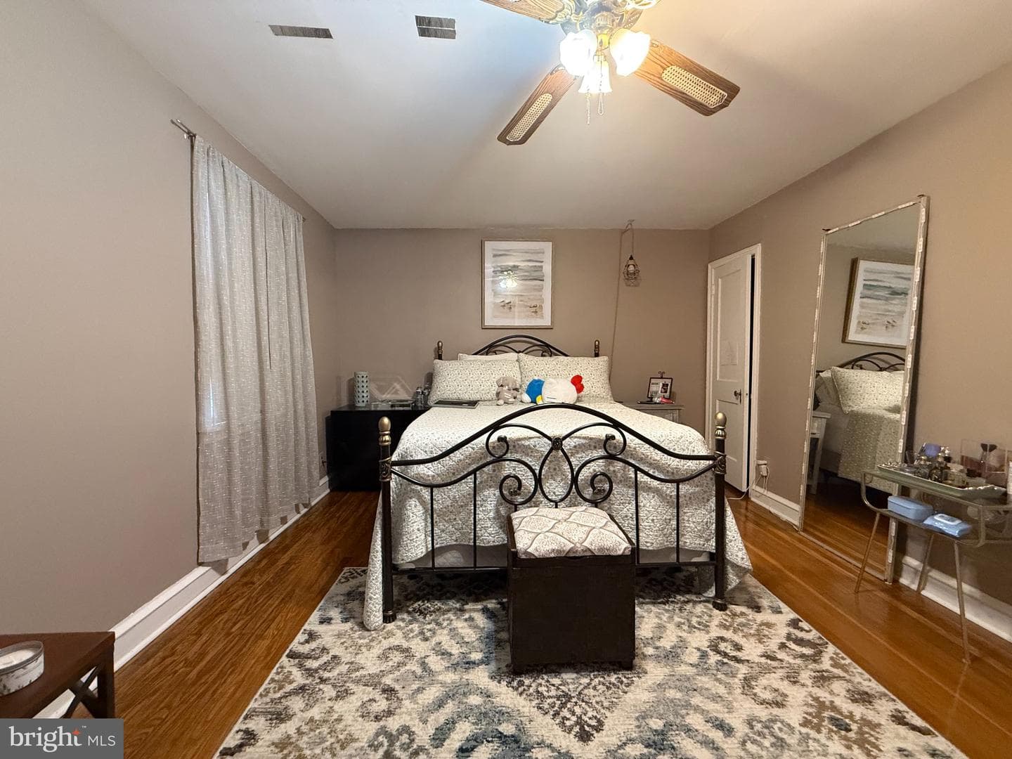 6239 Montague photo 10