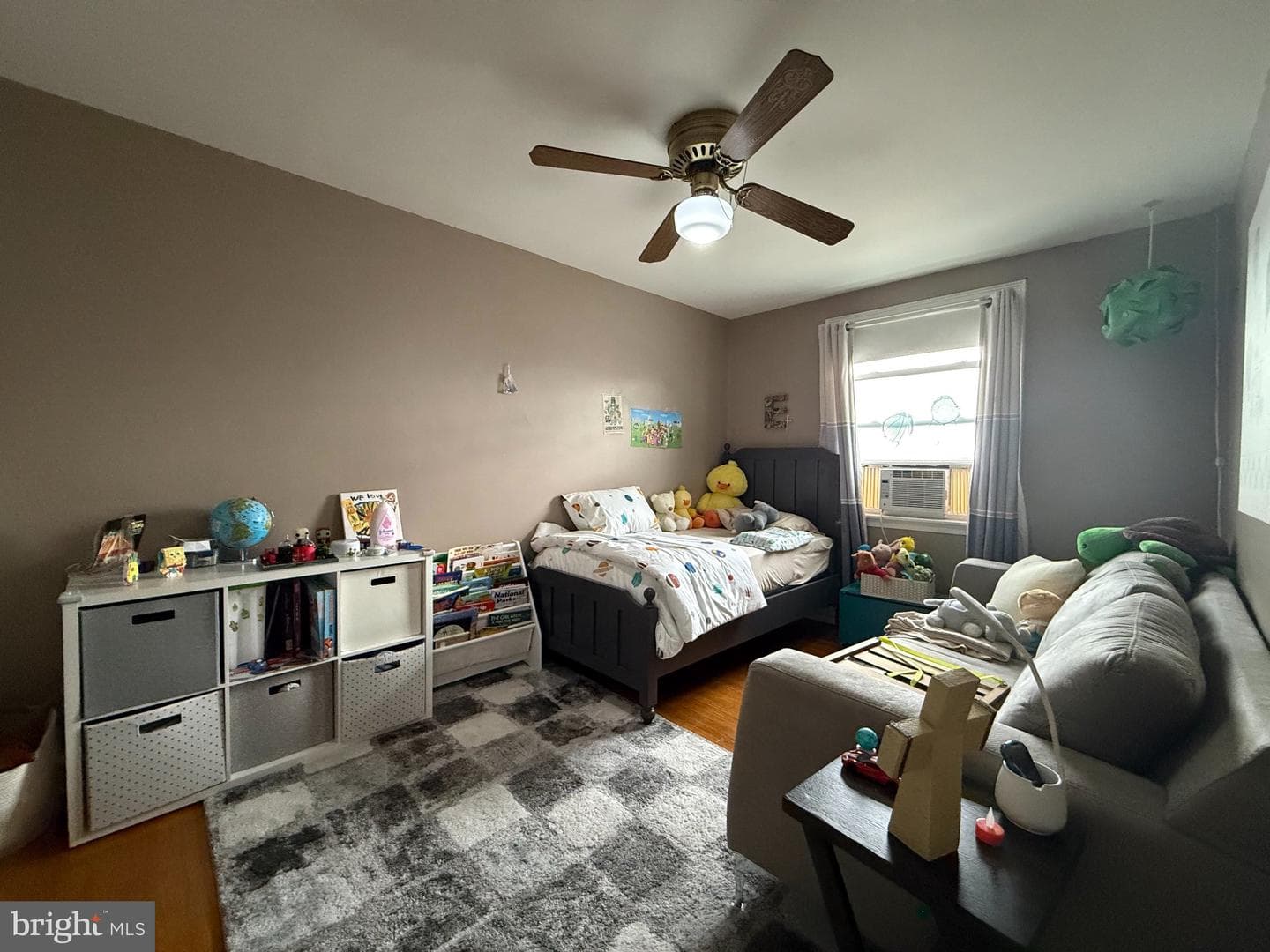 6239 Montague photo 14