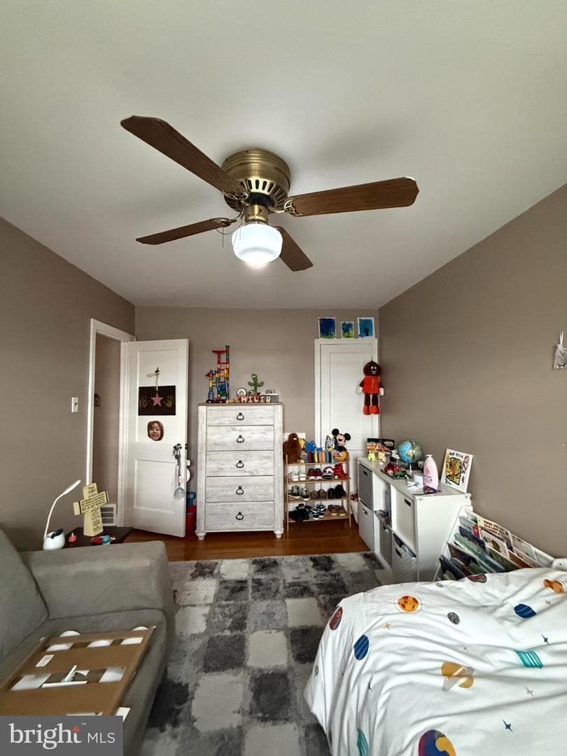 6239 Montague photo 16