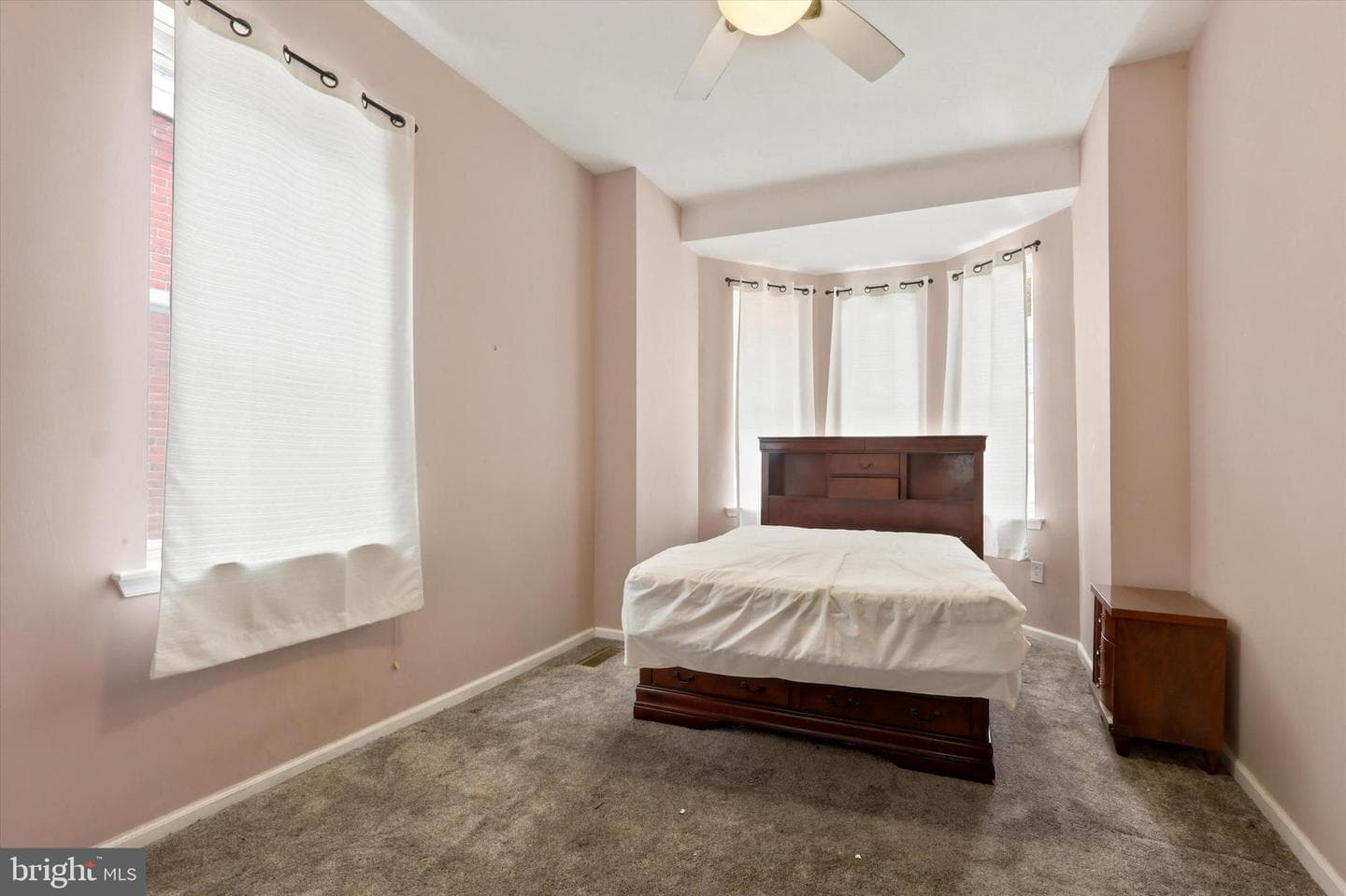 4427 Sansom Street photo 13