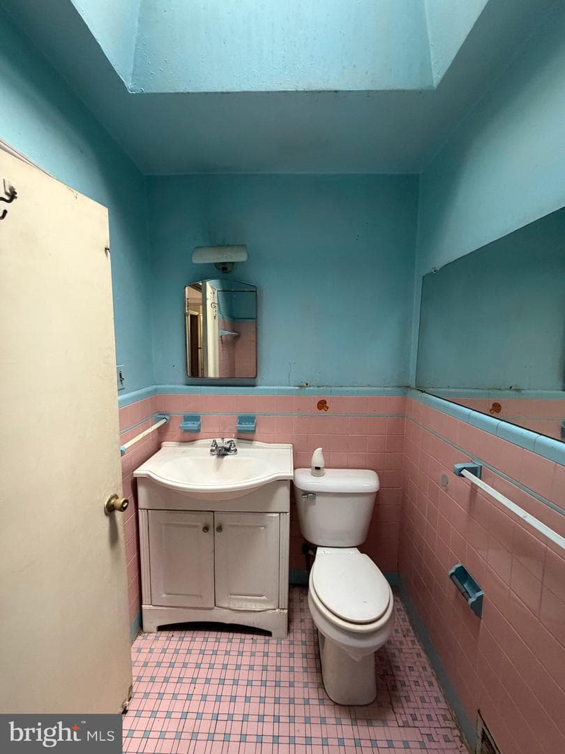 1162 E Phil Ellena Street photo 12