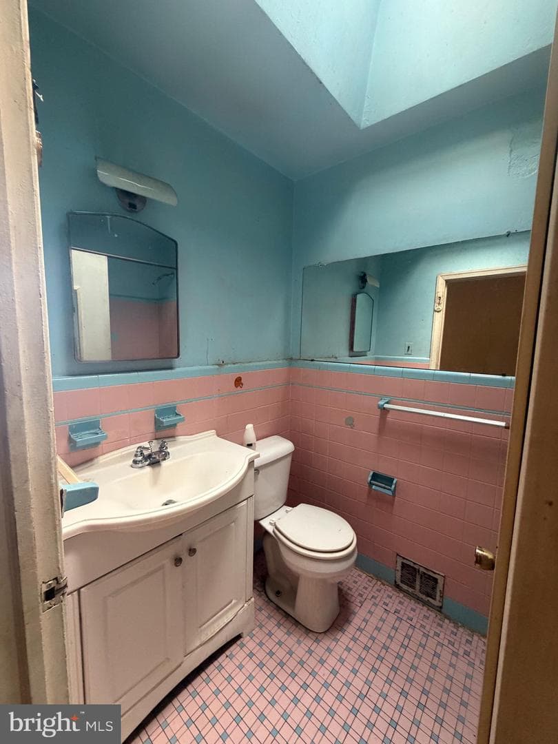 1162 E Phil Ellena Street photo 13