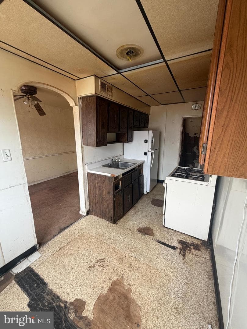 1162 E Phil Ellena Street photo 35