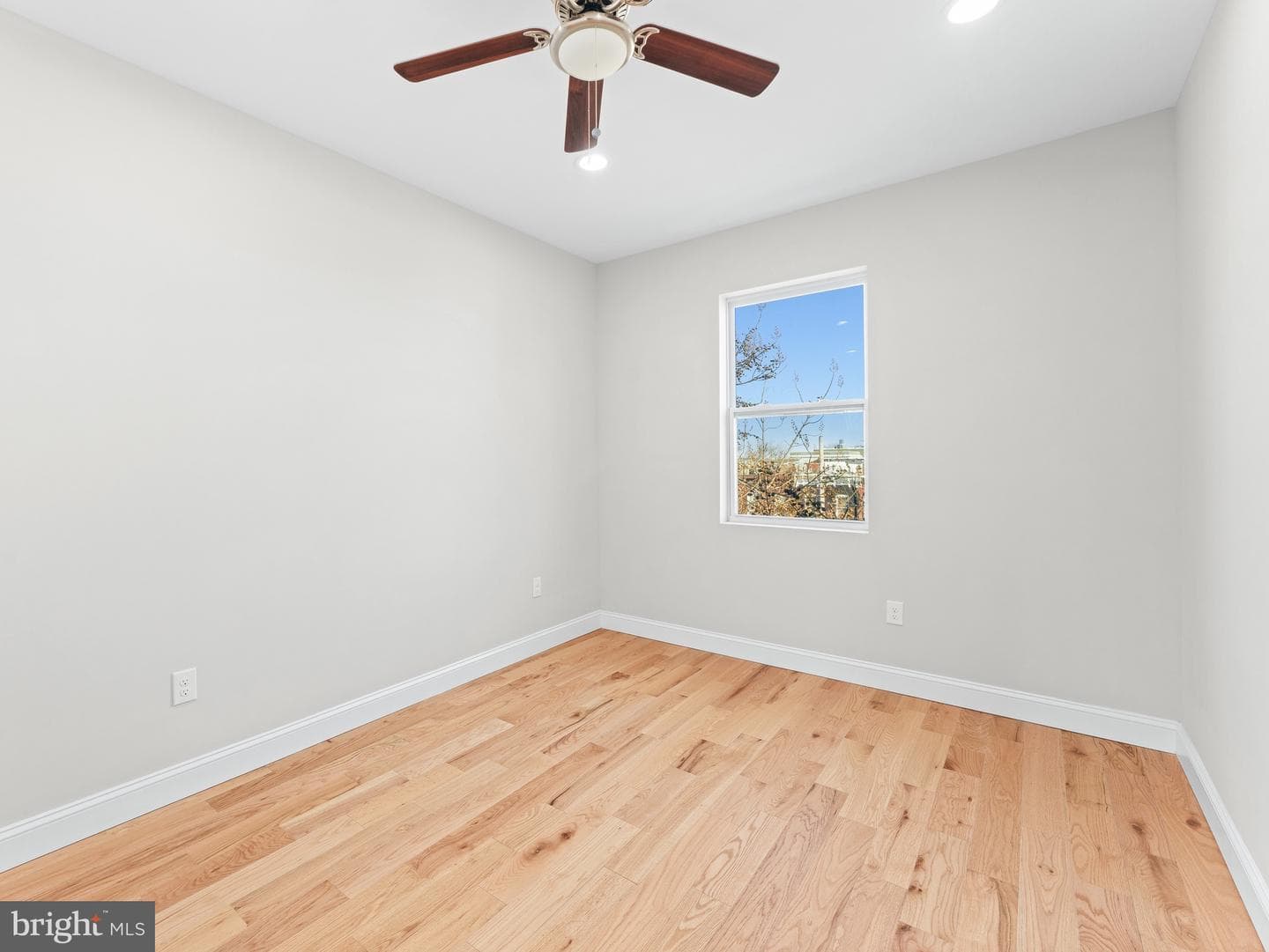 1821 N Ringgold Street photo 11
