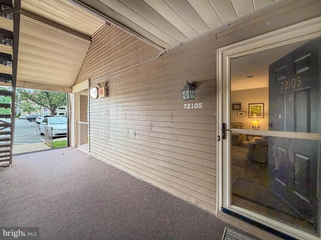 72105 Delaire Landing Road photo 3