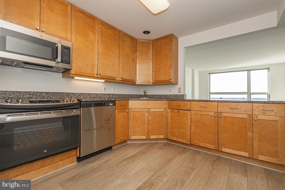 717 S Chris Columbus Boulevard #1509 photo 10