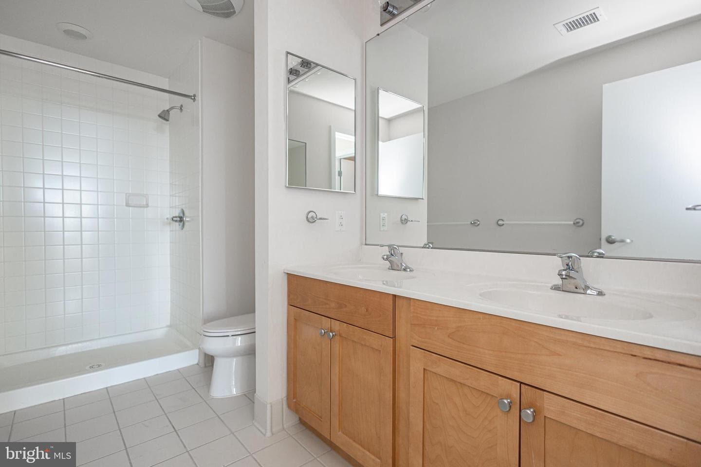 717 S Chris Columbus Boulevard #1509 photo 19