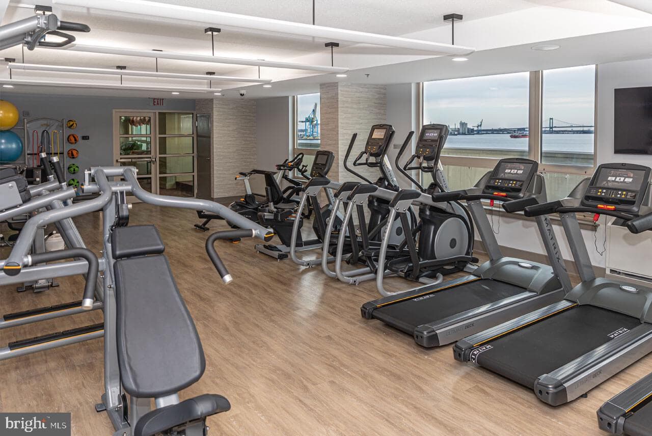 717 S Chris Columbus Boulevard #1509 photo 73