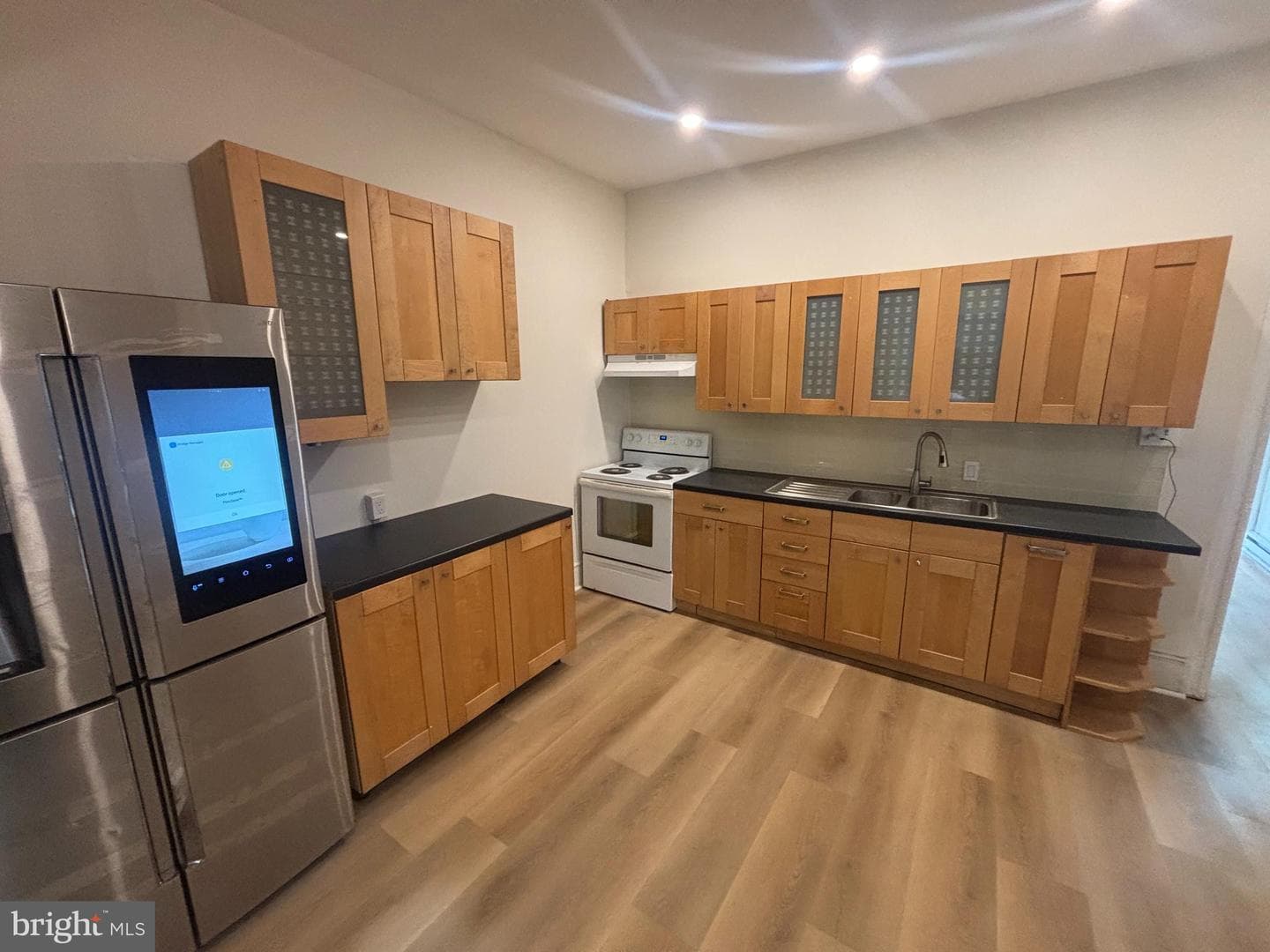 222 W Roosevelt Boulevard photo 3