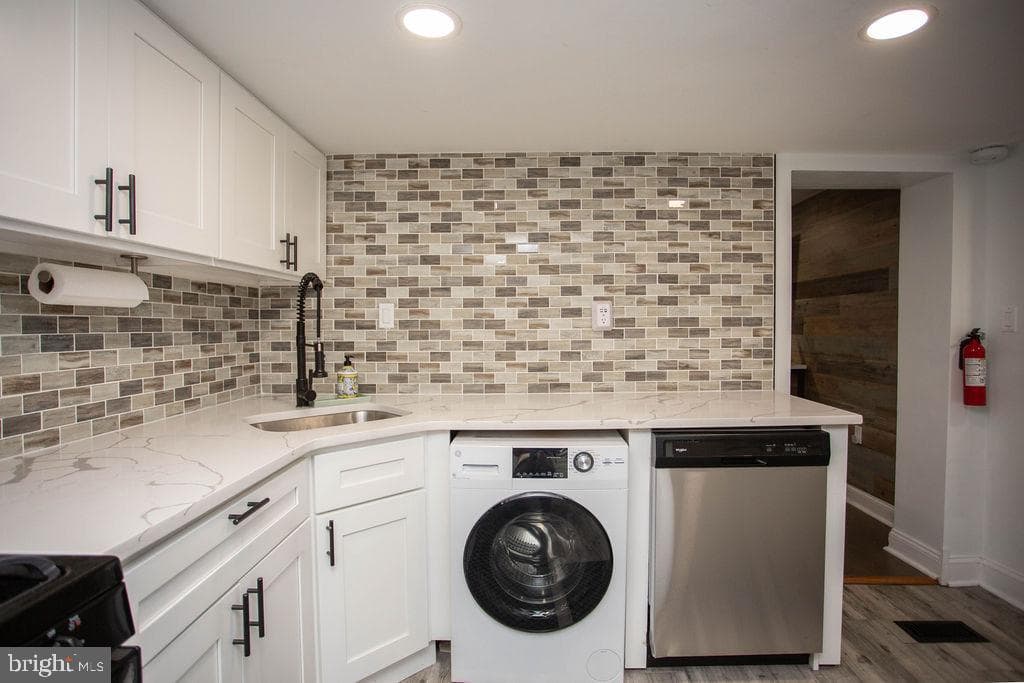 1128 O'neil Street photo 14