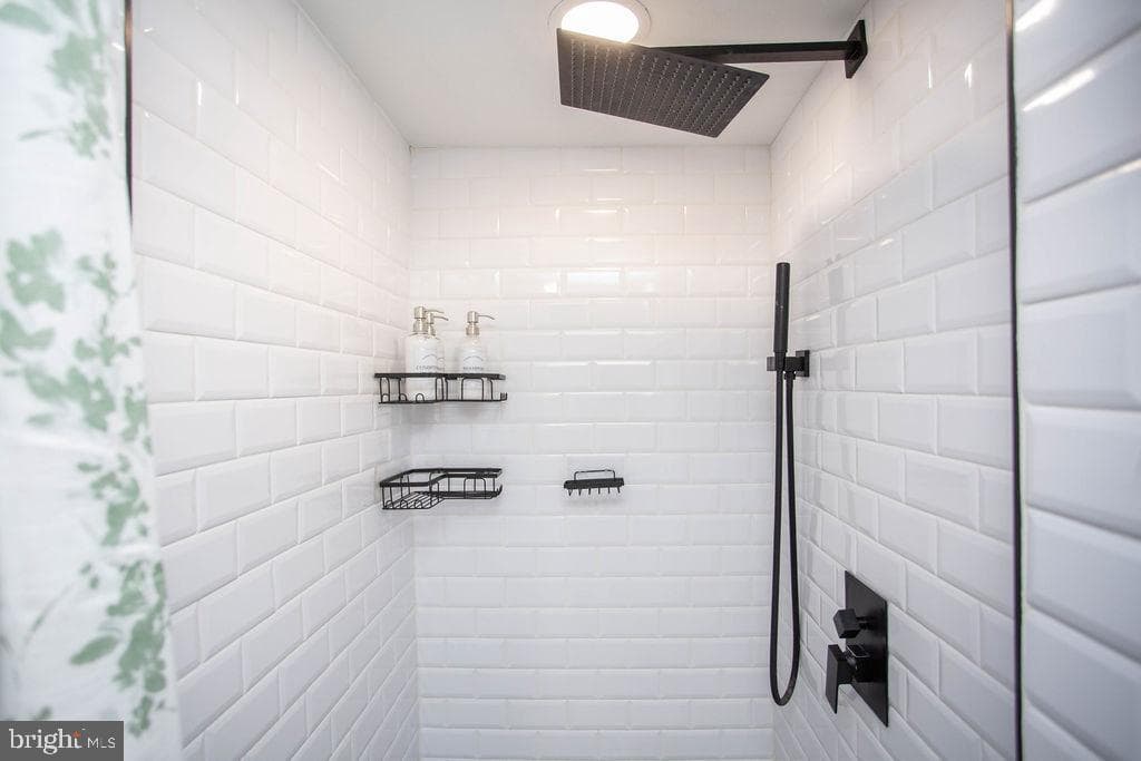1128 O'neil Street photo 25