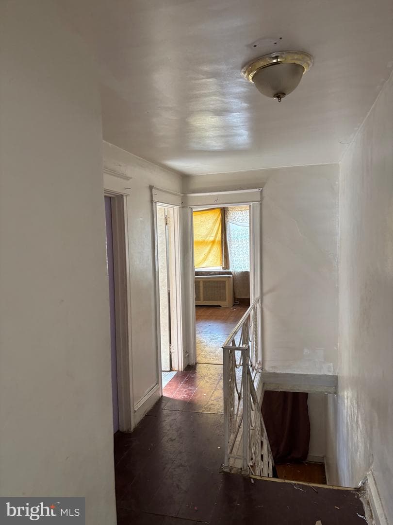 619 E Godfrey Avenue photo 28