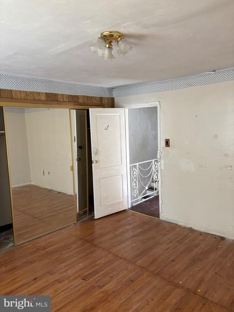 619 E Godfrey Avenue photo 30