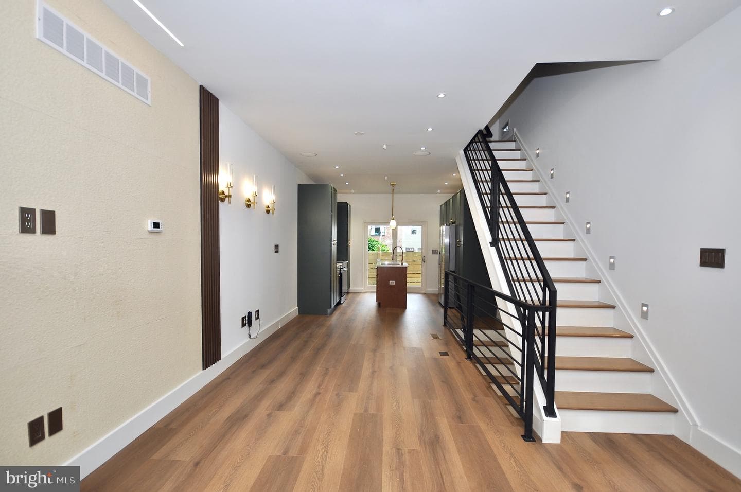2043 N Orkney St photo 7