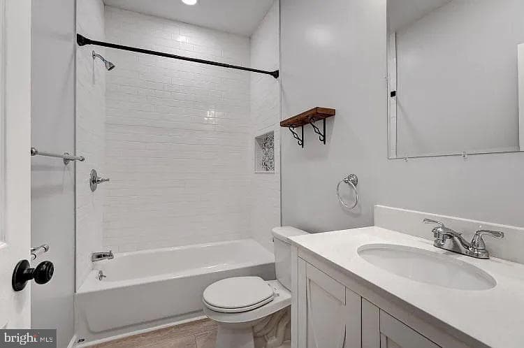 2349 N Park Avenue photo 7